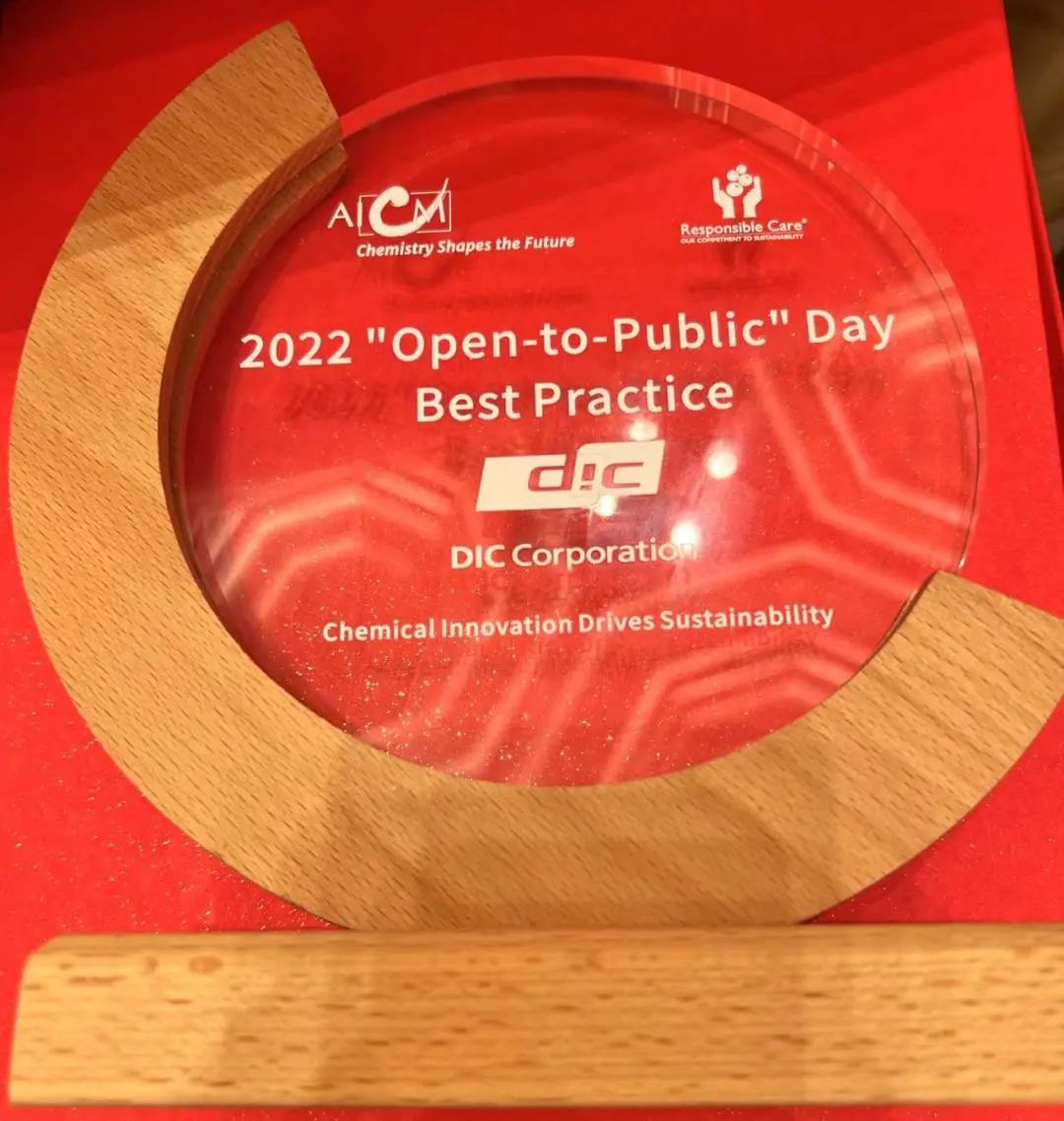 �ƶ����ڿ������˶� Я�ָ��ܿ�һ��δ��